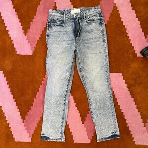 Mother "The Swooner Rascal" Ankle Jeans. Size 28